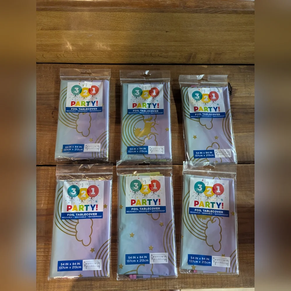 9 Pc Rainbow Unicorn Party Supplies (Tablecloths, Garland, Balloons,  Topper)‎